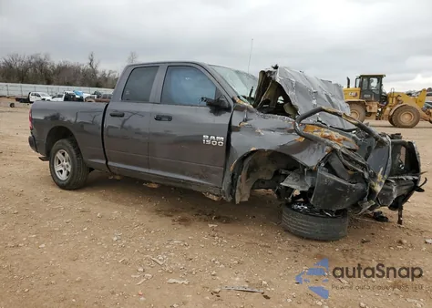 2018 Ram 1500 St z USA, uszkodzony, nr VIN 1C6RR6FG3JS296648